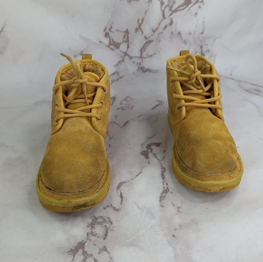 UGG Boots Youth Size 3 Yellow Neumel II Unisex Kid Chukka Lace Up  1017320K